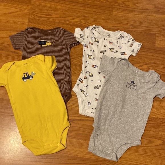 Set of 4 Carter’s One Piece size 24 months (CA) - Picture 2 of 5